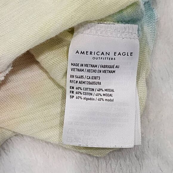 American Eagle Women's twist front Multi Color Tie-Dye crop top size M - Picture 7 of 7